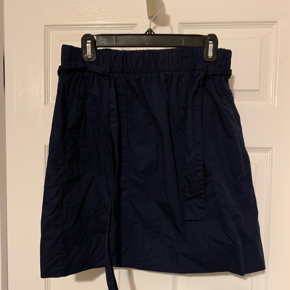 Gap navy blue skirt